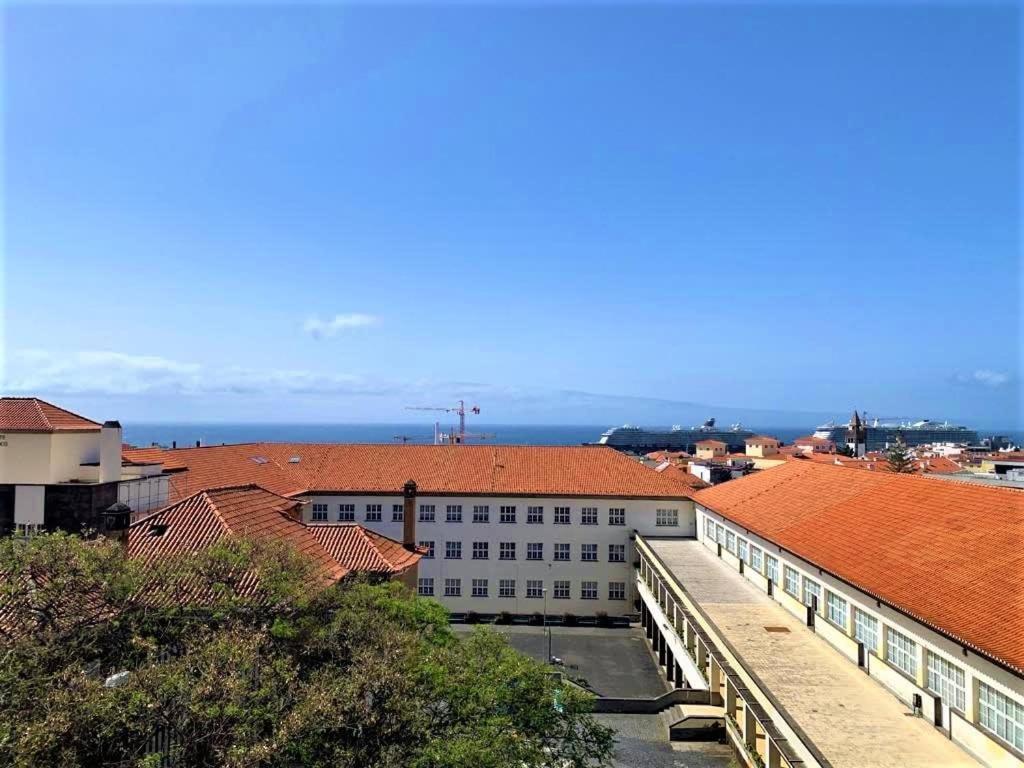 Madeira, 3 Bedroom Apartment With Ocean Views In Funchal Екстериор снимка
